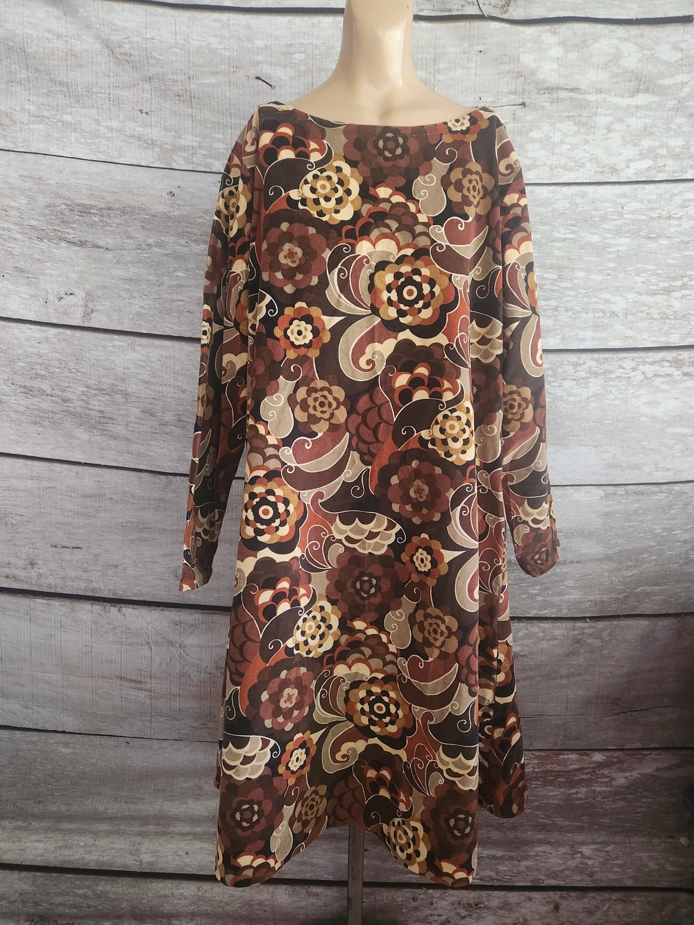 Vintage Women's Brown Floral Swing Dress